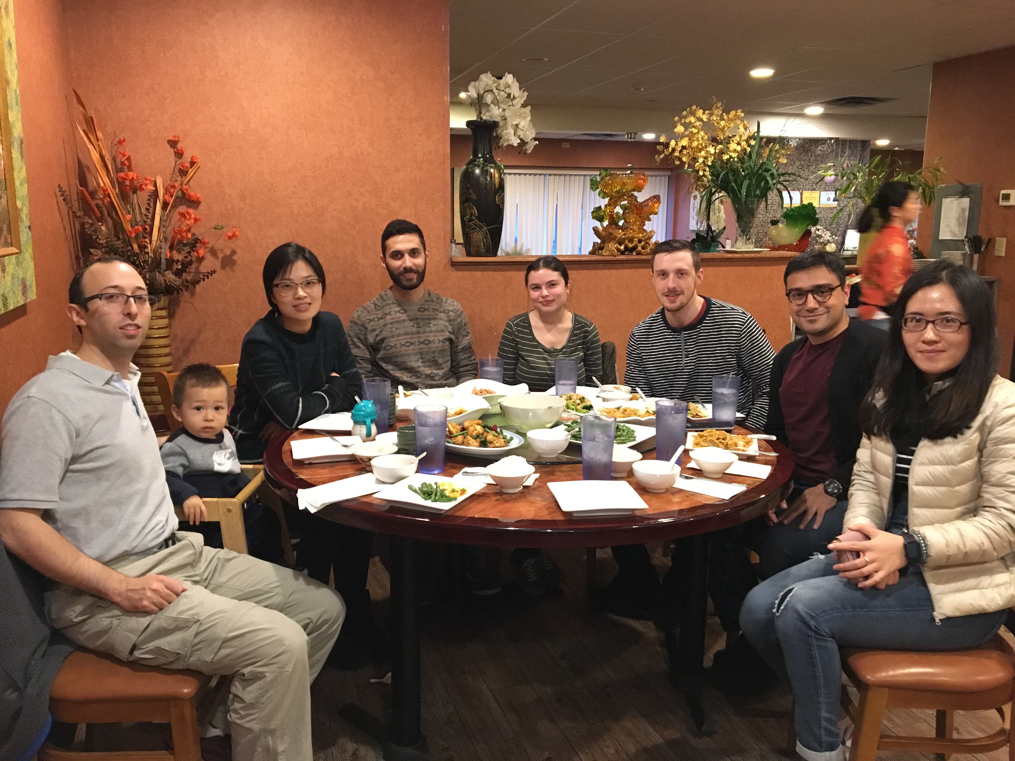 Scott_Baby_Yuxin_Morteza_Rebecca_Matthias_Arad_Yingchun_Fall2018_LabDinner_2018-10-20_18-13-10_186